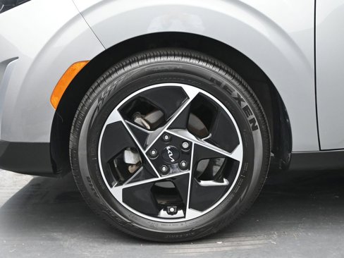 Used 2023 Kia Soul EX image 23