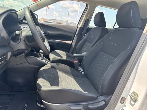 Used 2021 Nissan Kicks S image 17