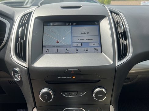 Used 2018 Ford Edge SEL w/ Equipment Group 201A image 6