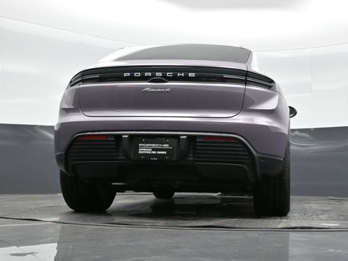 Certified 2024 Porsche Macan 4 Electric image 37