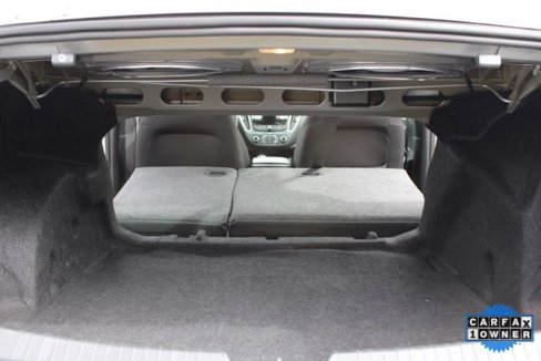 Used 2022 Chevrolet Malibu LT image 28