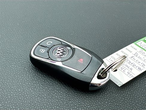 Used 2022 Buick Encore Preferred w/ Safety Package image 29