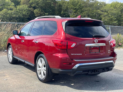 Used 2019 Nissan Pathfinder SL w/ SL Premium Package image 5