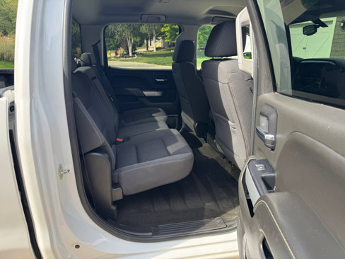 Used 2018 Chevrolet Silverado 1500 LT w/ All Star Edition image 19