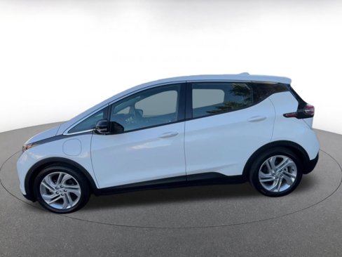 Used 2023 Chevrolet Bolt LT w/ Driver Confidence Package image 9