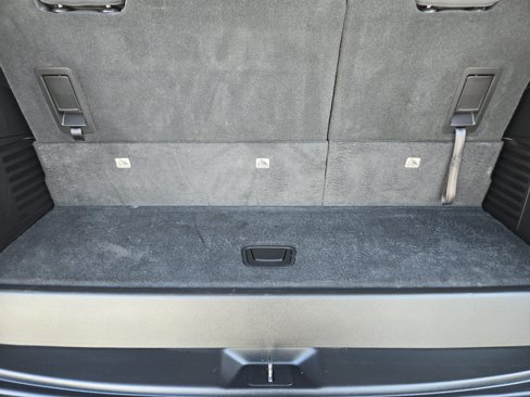 Used 2018 Chevrolet Tahoe LS w/ Skid Plate Package image 29