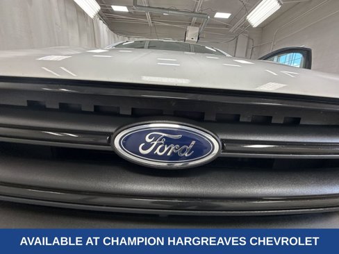 Used 2019 Ford Escape S image 40