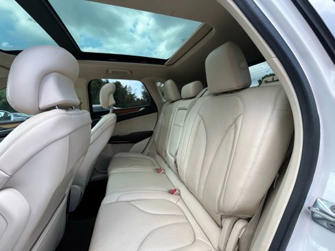 Used 2015 Lincoln MKC FWD w/ Equipment Group 102A Reserve image 29