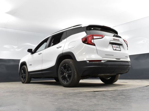 Used 2023 GMC Terrain AT4 image 31