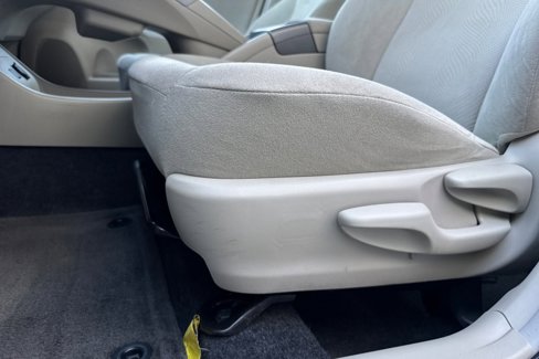 Used 2014 Toyota Prius Two image 13