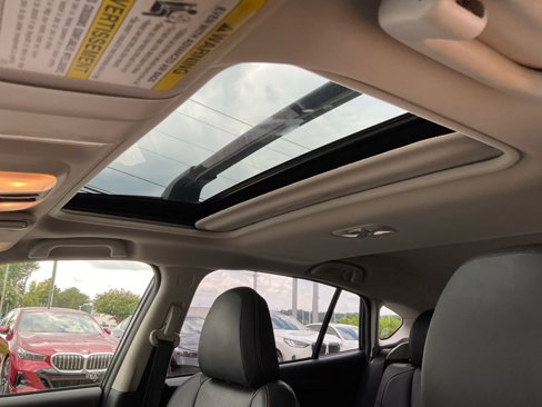 Used 2018 Subaru Crosstrek 2.0i Limited image 24