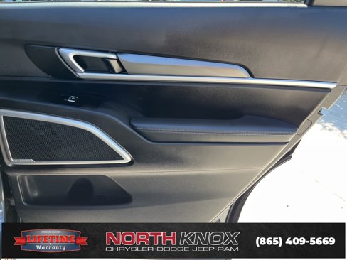 Used 2020 Kia Telluride LX image 24