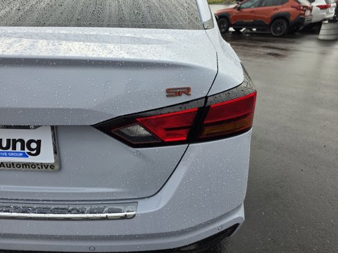 Used 2023 Nissan Altima 2.5 SR image 10
