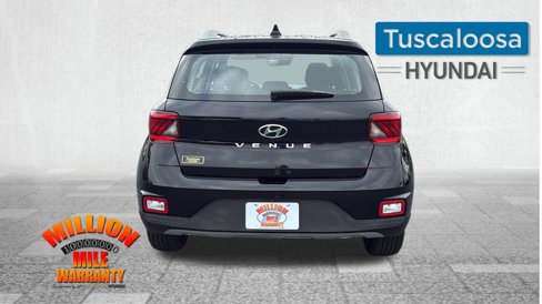 Used 2022 Hyundai Venue SEL w/ Cargo Package image 8