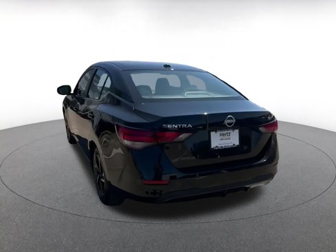 Used 2024 Nissan Sentra SV image 11