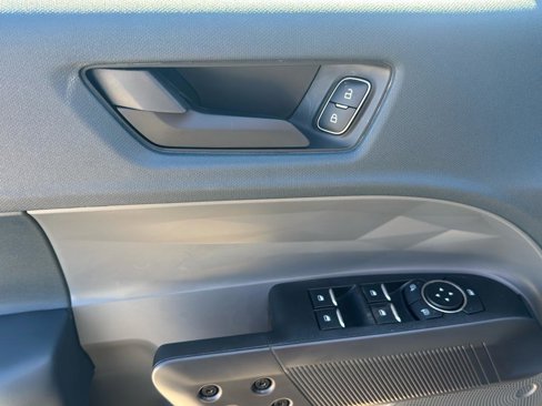 New 2025 Ford Maverick XLT w/ XLT Luxury Package image 13