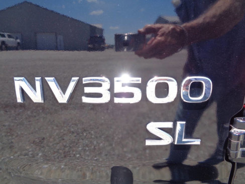 Used 2019 Nissan NV 3500 SL image 18