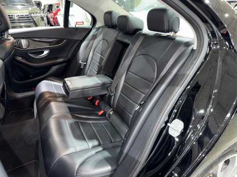 Used 2015 Mercedes-Benz C 300 4MATIC Sedan image 50