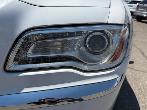 Used 2013 Chrysler 300 w/ Driver Convenience Group image 8