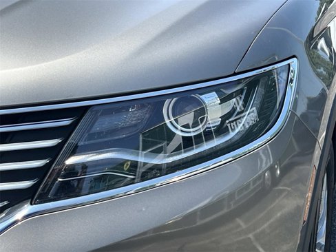 Used 2016 Lincoln MKX Select w/ Select Plus Package image 9