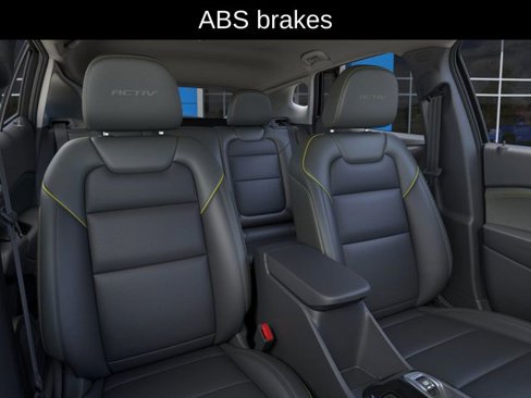 New 2025 Chevrolet Trax ACTIV w/ Driver Confidence Package image 17