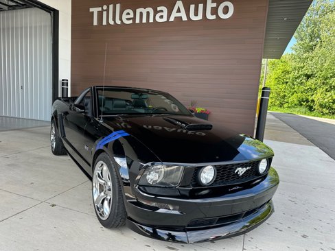 Used 2008 Ford Mustang GT image 1