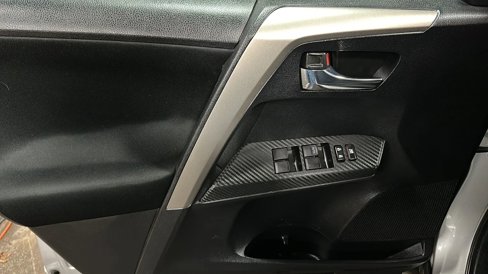 Used 2014 Toyota RAV4 XLE image 10