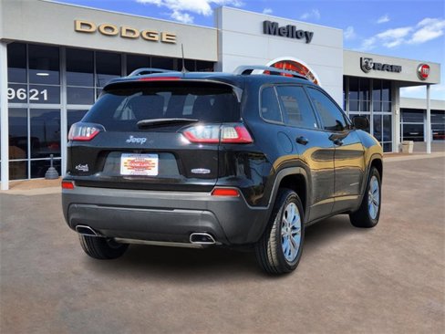 Used 2020 Jeep Cherokee Latitude image 3