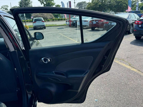 Used 2014 Nissan Versa SV image 13