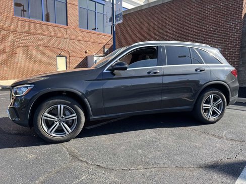 Used 2021 Mercedes-Benz GLC 300 4MATIC image 2