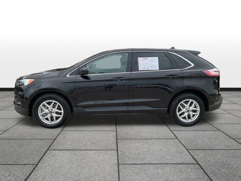 Used 2022 Ford Edge SEL image 2