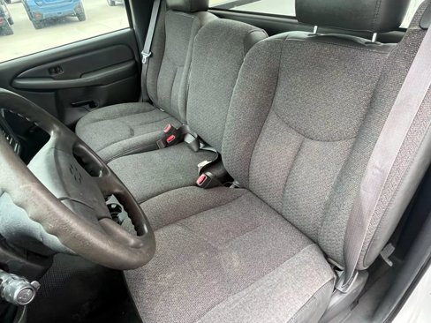 Used 2004 Chevrolet Silverado 1500 2WD Regular Cab image 15