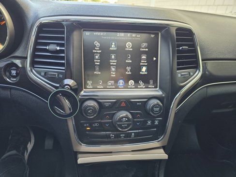 Used 2015 Jeep Grand Cherokee Limited w/ Trailer Tow Group IV image 53