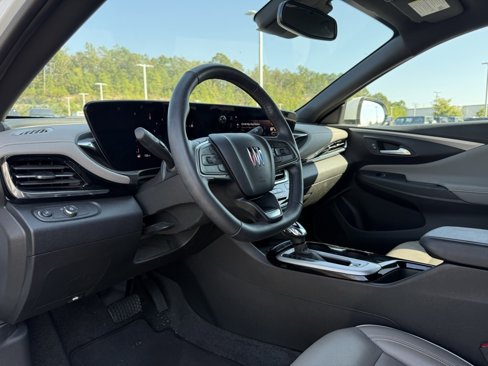 Used 2024 Buick Envista Avenir image 10