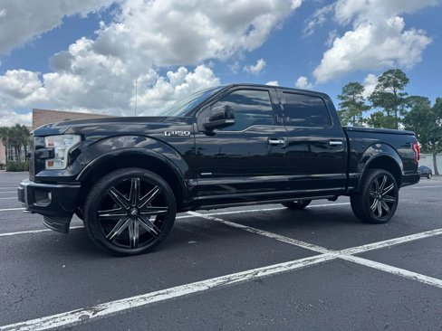 Used 2017 Ford F150 Limited image 2