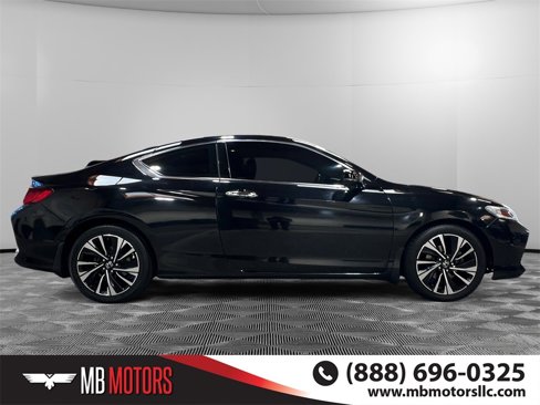 Used 2016 Honda Accord EX image 2