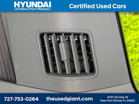 Used 2011 Honda Pilot EX-L image 17