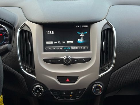 Used 2017 Chevrolet Cruze LS image 31