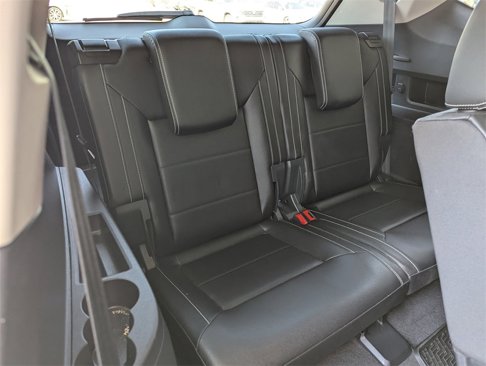 Certified 2023 Volkswagen Atlas SE w/ Black Wheel Package image 36