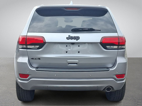 Certified 2020 Jeep Grand Cherokee Altitude image 5