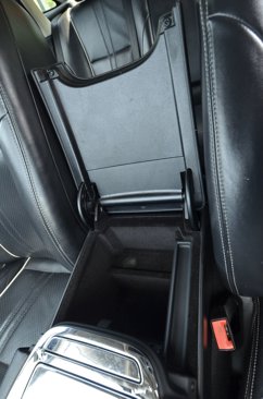 Used 2016 Jaguar XJ R-Sport image 27