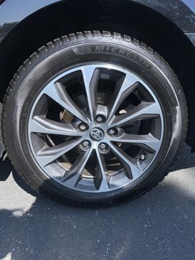 Used 2017 Toyota Avalon XLE image 20