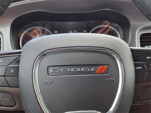 Used 2023 Dodge Charger SXT image 39
