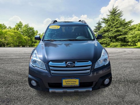 Used 2013 Subaru Outback 3.6R Limited image 2