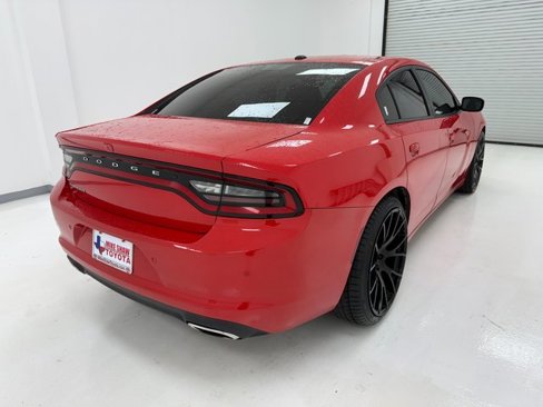 Used 2020 Dodge Charger SXT w/ Leather Interior Group image 40