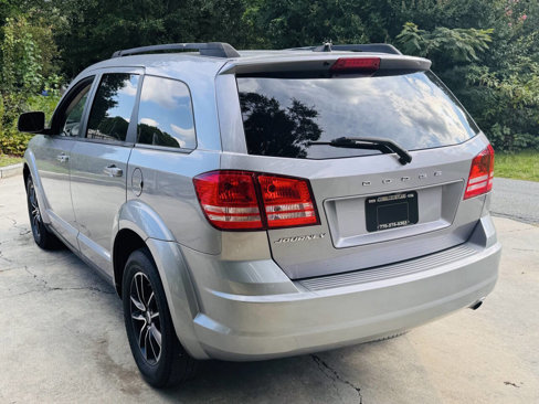 Used 2018 Dodge Journey SE w/ Connectivity Group image 5