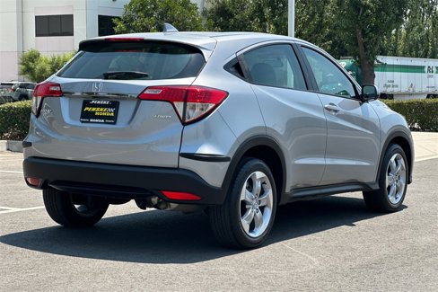 Certified 2021 Honda HR-V LX image 4