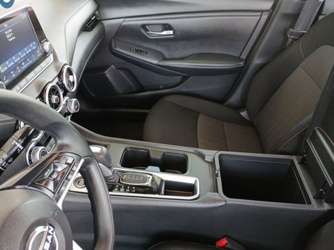 Used 2024 Nissan Sentra SV image 24