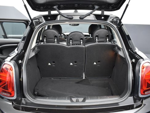 Used 2019 MINI Cooper 4-Door Hardtop w/ Premium Package image 26