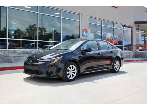 Used 2021 Toyota Corolla LE image 1